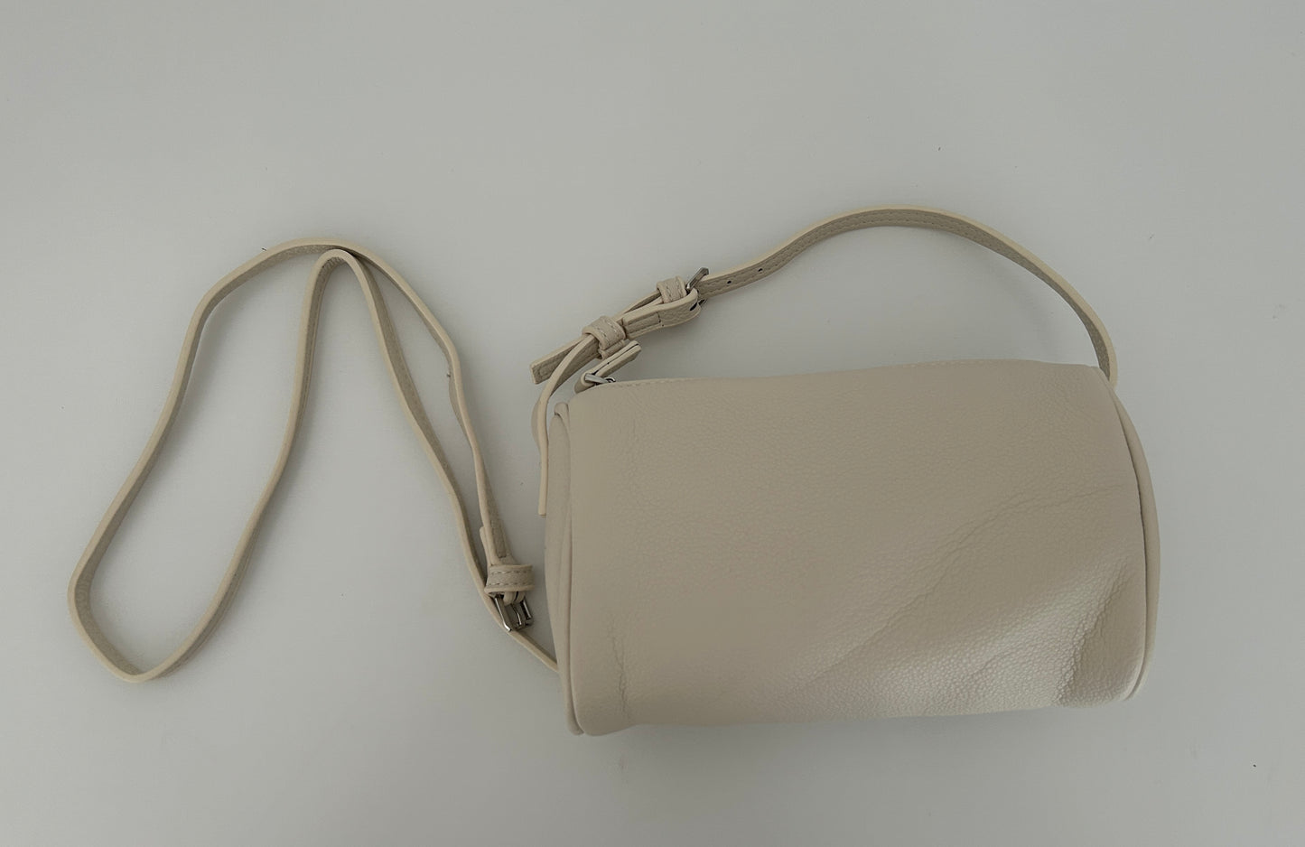 Bina Pillow Bag
