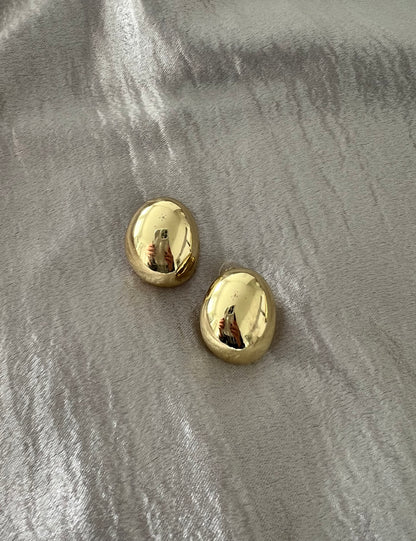 Oval Stud Earrings