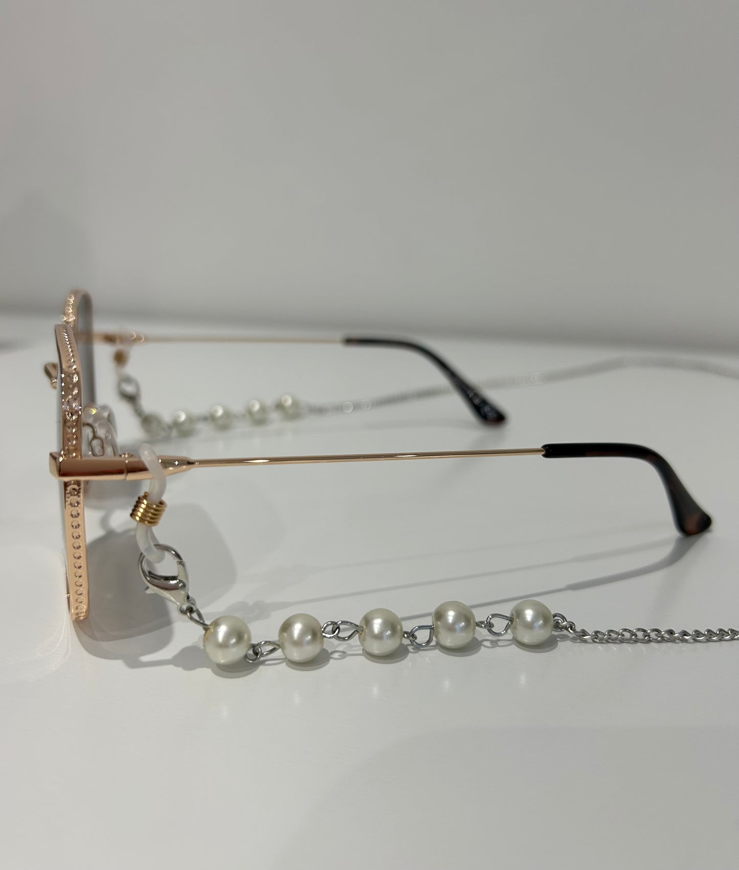 Pearl Sunglasses Chain