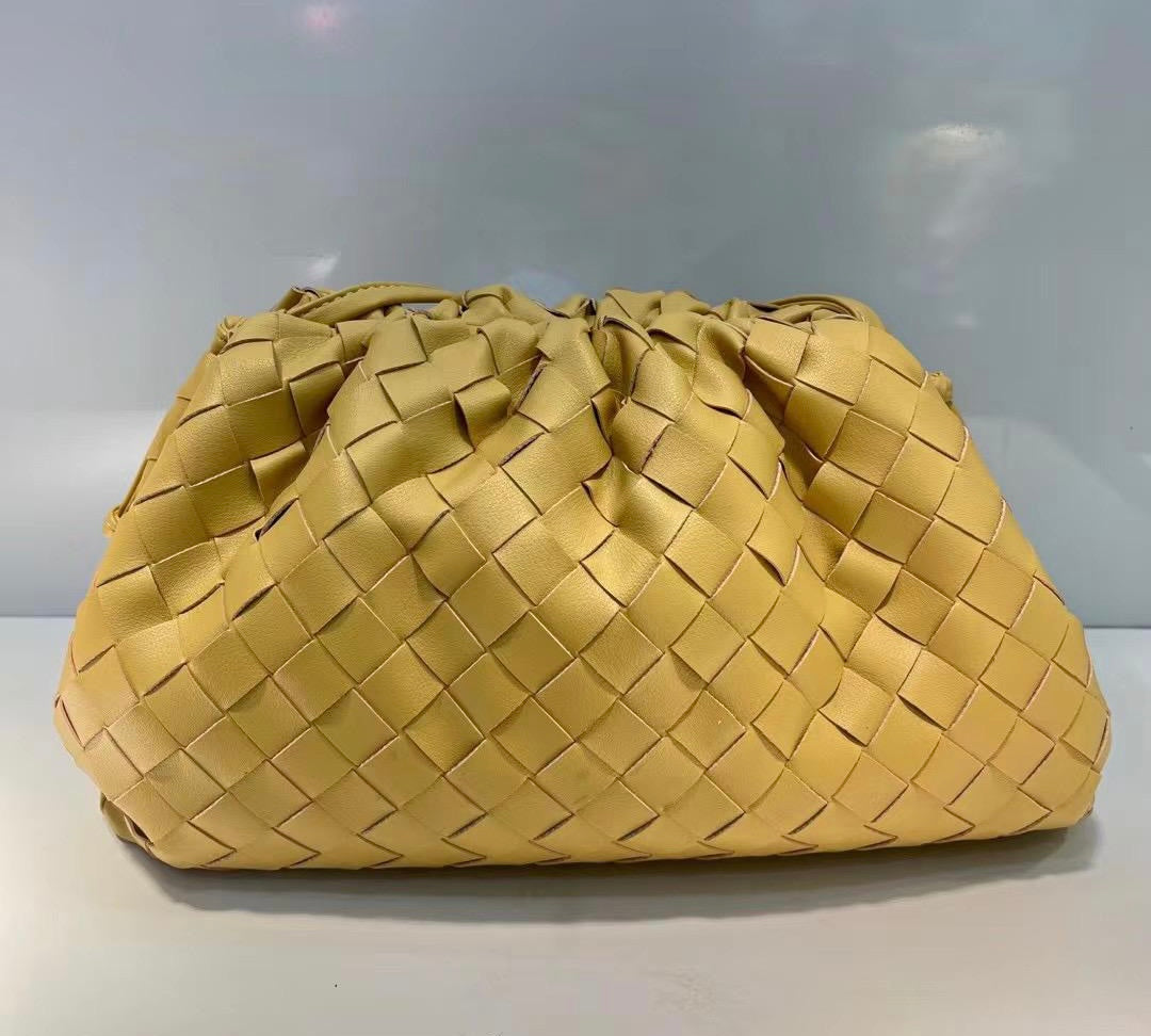 Grand Gali Woven Cloud Bag