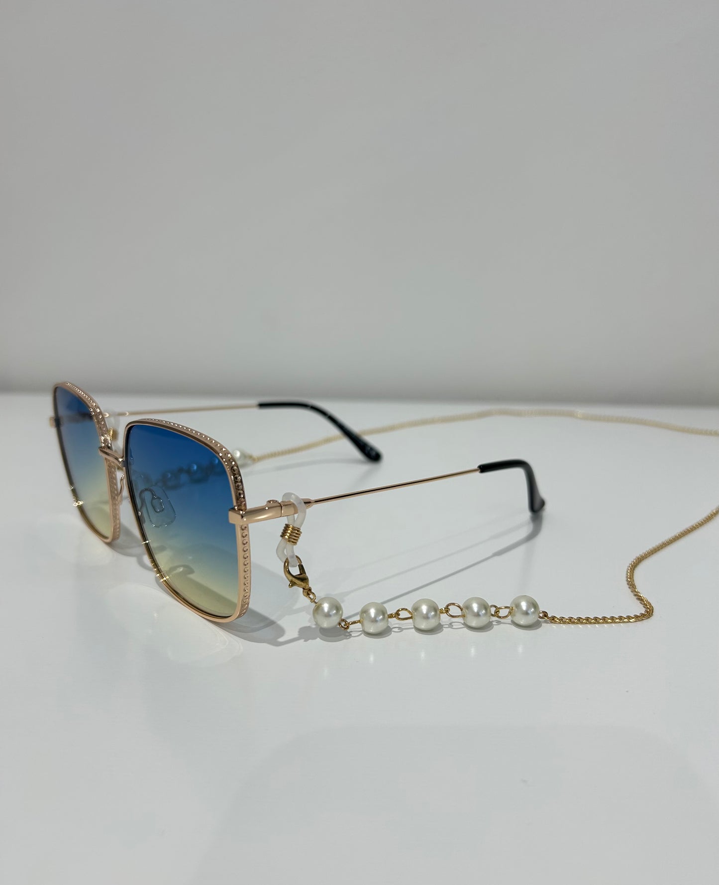 Pearl Sunglasses Chain